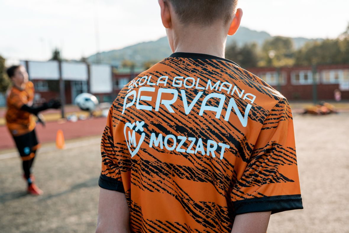 Za nove čuvare mreže: Mozzart podržao Školu fudbala Per - undefined